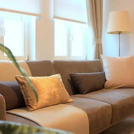 Πανσιόν D & S &